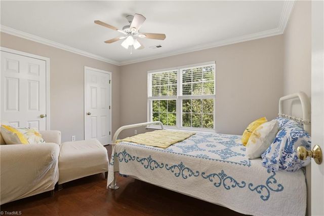 102 Farriers Lane, Jamestown, NC 27282