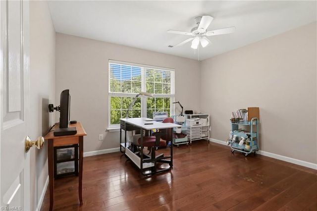 102 Farriers Lane, Jamestown, NC 27282