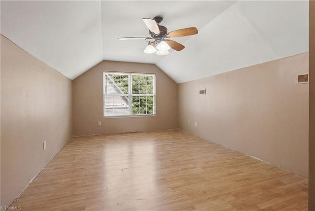 102 Farriers Lane, Jamestown, NC 27282
