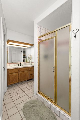 9824 Red Fox Dr, Oakdale, CA 95361