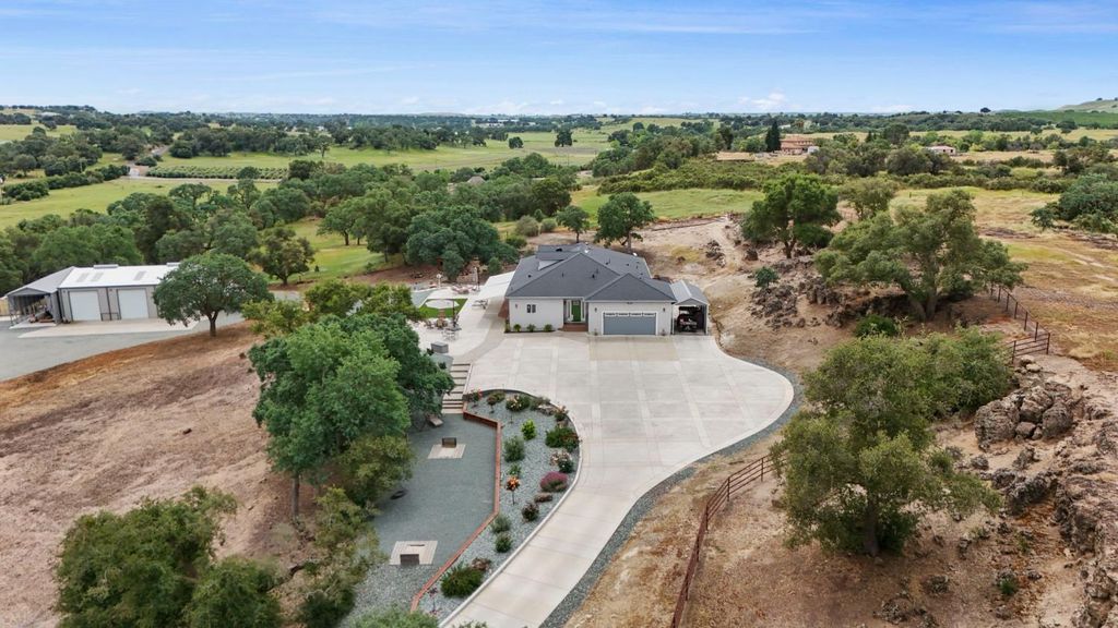7828 Adams Ave, Valley Springs, CA 95252