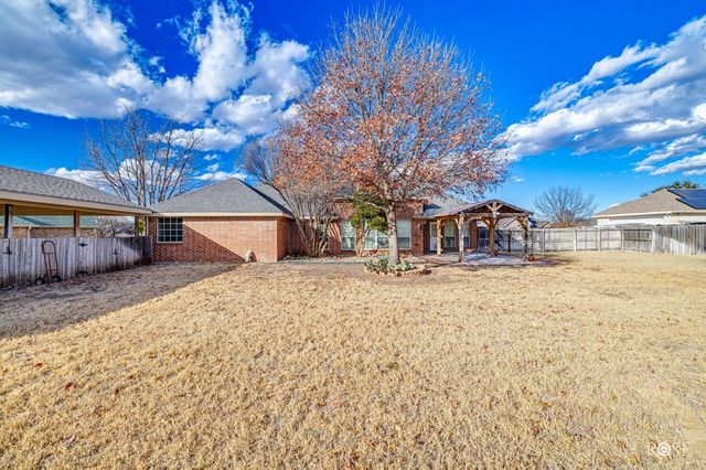 1403 S Crossings Court, San Angelo, TX 76904