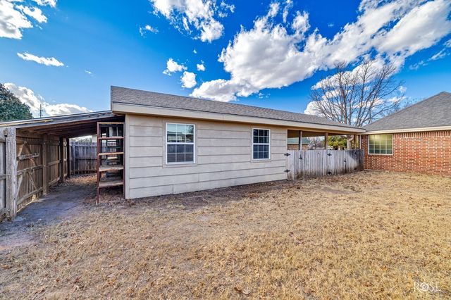 1403 S Crossings Court, San Angelo, TX 76904