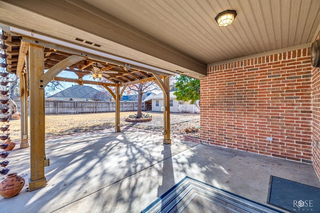 Image 40 of property listing at 1403 S Crossings Court, San Angelo, TX 76904