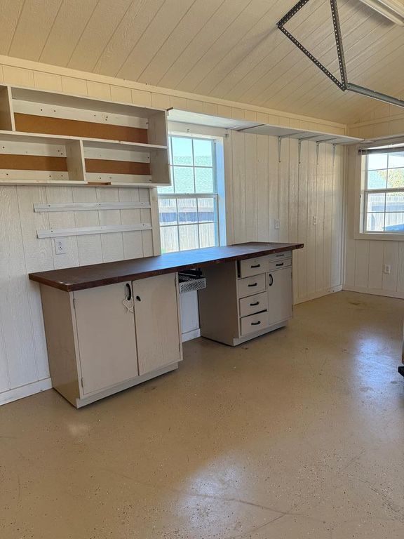 Image 50 of property listing at 1403 S Crossings Court, San Angelo, TX 76904