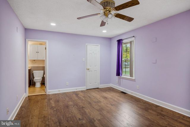 15 EMBASSY DR, Cherry Hill, NJ 08002