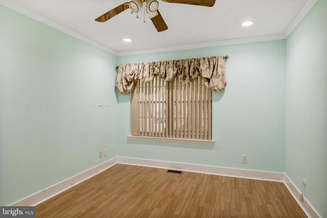 15 EMBASSY DR, Cherry Hill, NJ 08002