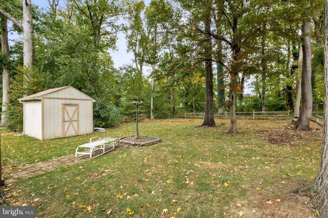 15 EMBASSY DR, Cherry Hill, NJ 08002