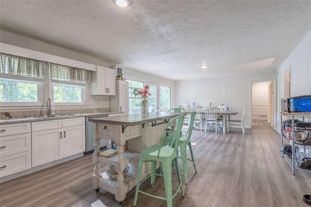 45 Lee Drive, Carrollton, GA 30116