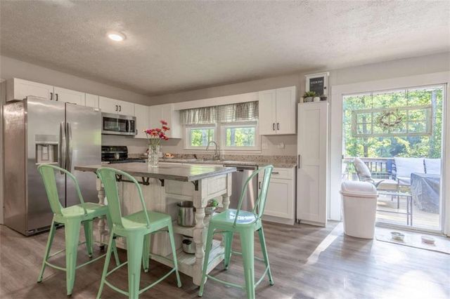45 Lee Drive, Carrollton, GA 30116