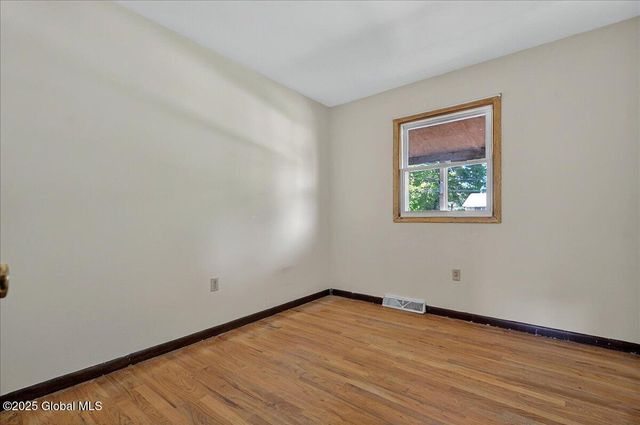 60 Edmund Drive, Milton, NY 12020