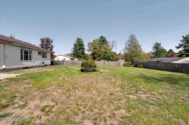 60 Edmund Drive, Milton, NY 12020