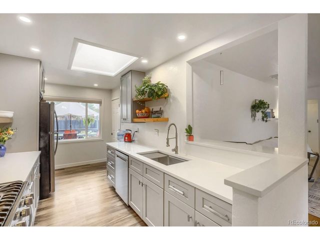 2089 S Raleigh St, Denver, CO 80219