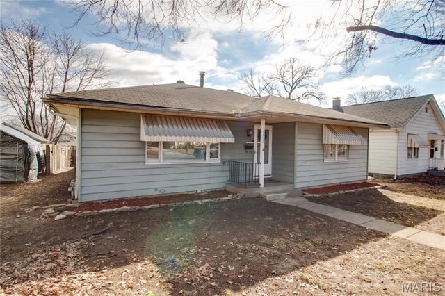 3413 Milton Drive, Alton, IL 62002