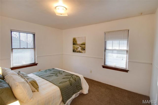 3413 Milton Drive, Alton, IL 62002