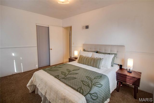 3413 Milton Drive, Alton, IL 62002