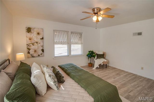 3413 Milton Drive, Alton, IL 62002