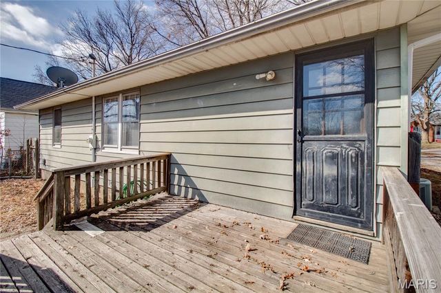 3413 Milton Drive, Alton, IL 62002