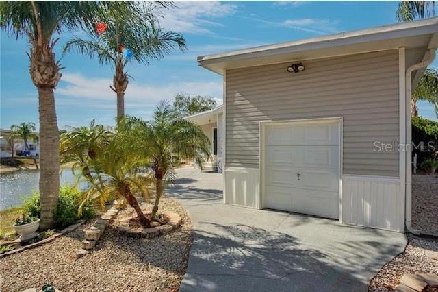 200 SKY CREST LOOP, Davenport, FL 33837