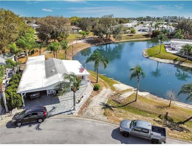 200 SKY CREST LOOP, Davenport, FL 33837