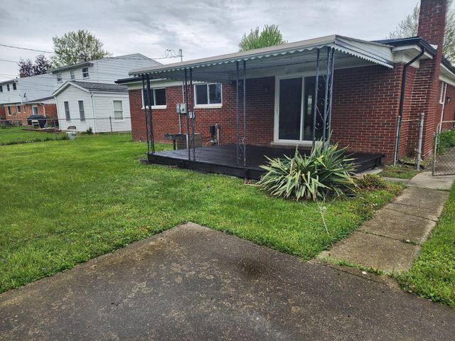 13070 Picadilly Drive, Sterling Heights City, MI 48312