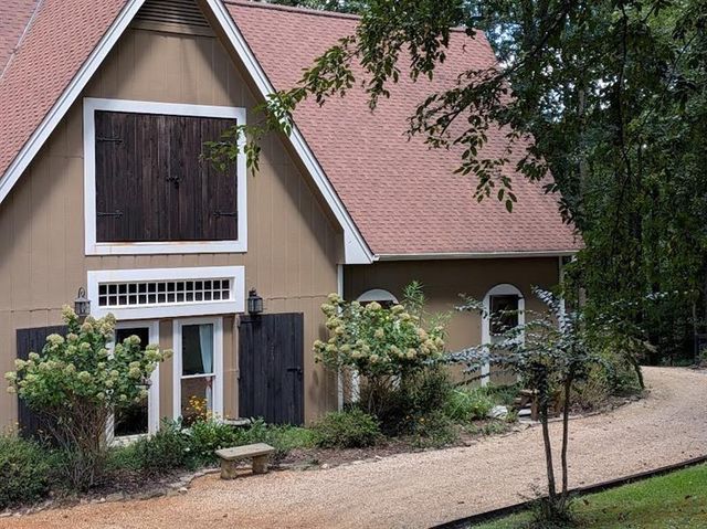 805 Old Mill Court, Ball Ground, GA 30107