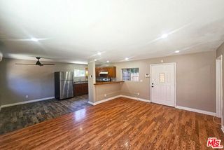 6946 Jellico Avenue, Van Nuys (los Angeles), CA 91406