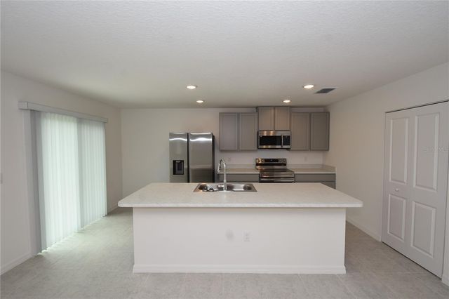 6 LLEBERRY PATH, Palm Coast, FL 32164
