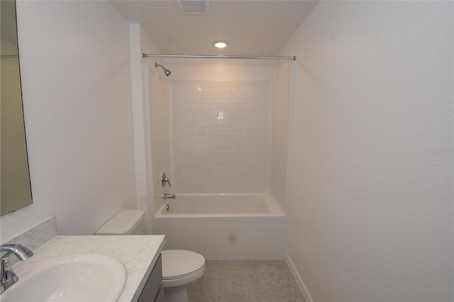 6 LLEBERRY PATH, Palm Coast, FL 32164