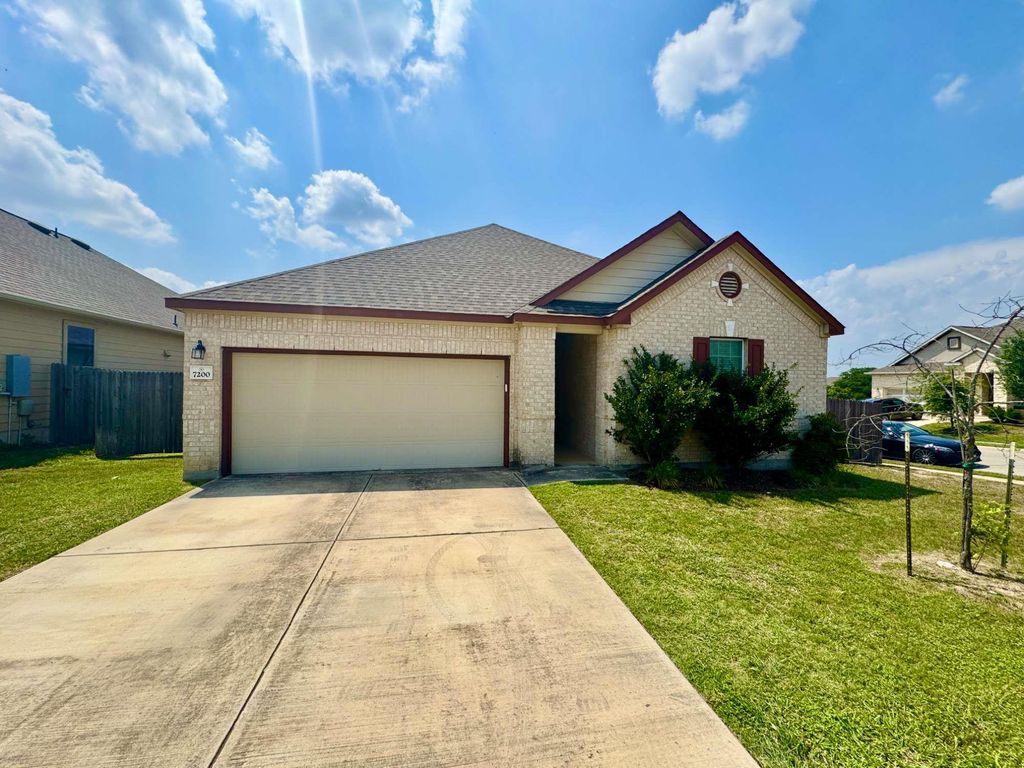 7200 Altidore DR, Austin, TX 78744