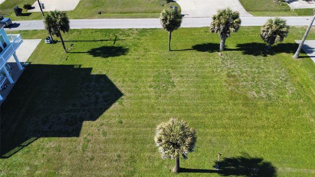 3278 Prides Way, Crystal Beach, TX 77650
