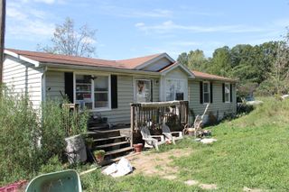 4370 Old Metal Rd, Palmyra, TN 37142