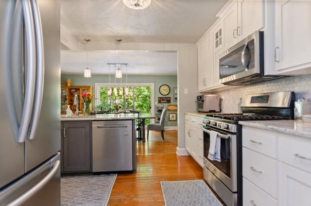 908 TALBOT AVENUE, De Pere, WI 54115