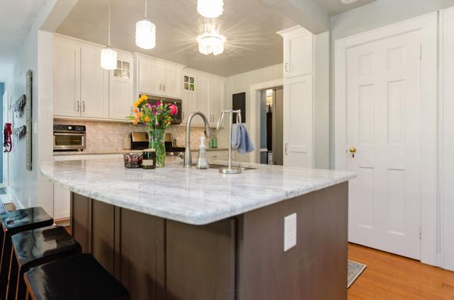 908 TALBOT AVENUE, De Pere, WI 54115