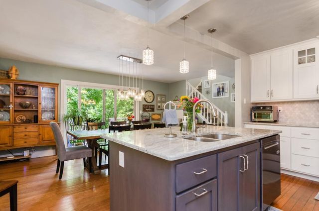 908 TALBOT AVENUE, De Pere, WI 54115