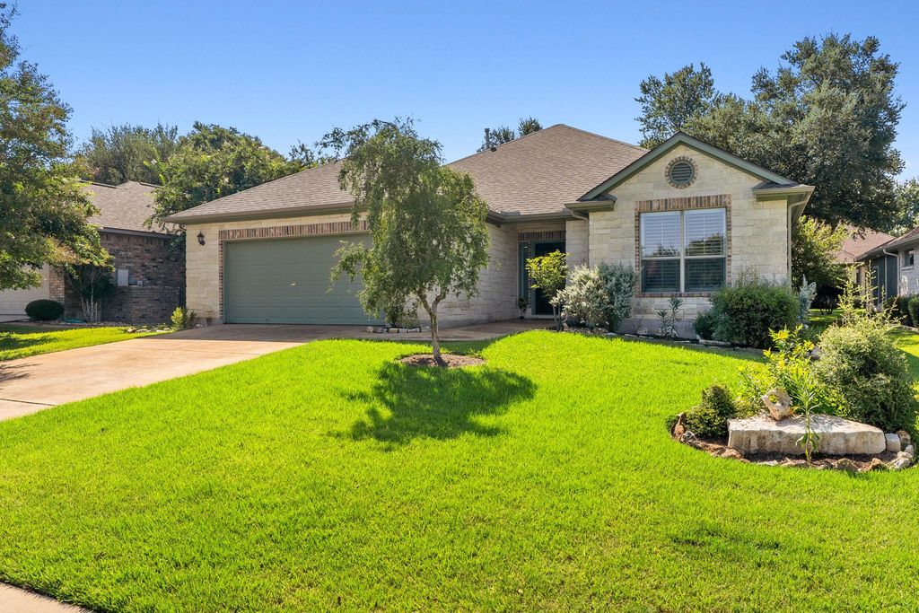 900 Heritage Oaks BND, Georgetown, TX 78633