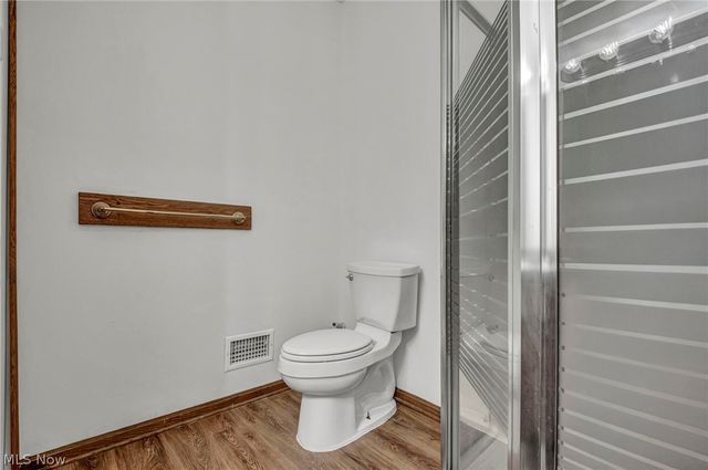 7358 Oakhill Road, Bedford, OH 44146