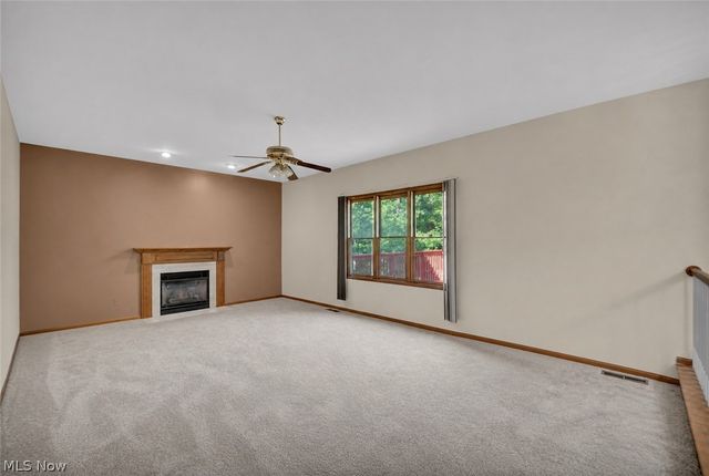 7358 Oakhill Road, Bedford, OH 44146