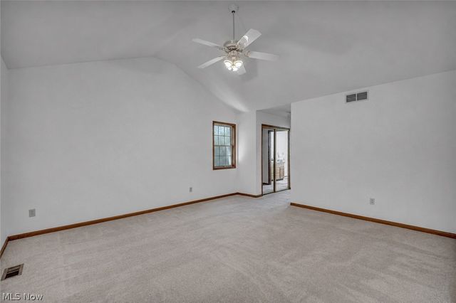 7358 Oakhill Road, Bedford, OH 44146