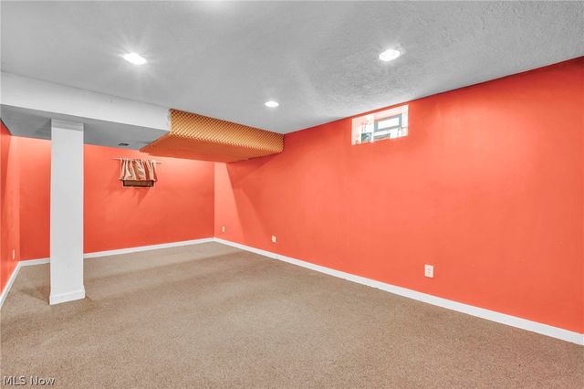 7358 Oakhill Road, Bedford, OH 44146