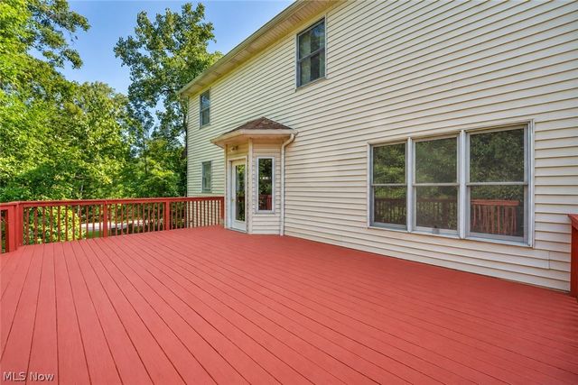 7358 Oakhill Road, Bedford, OH 44146