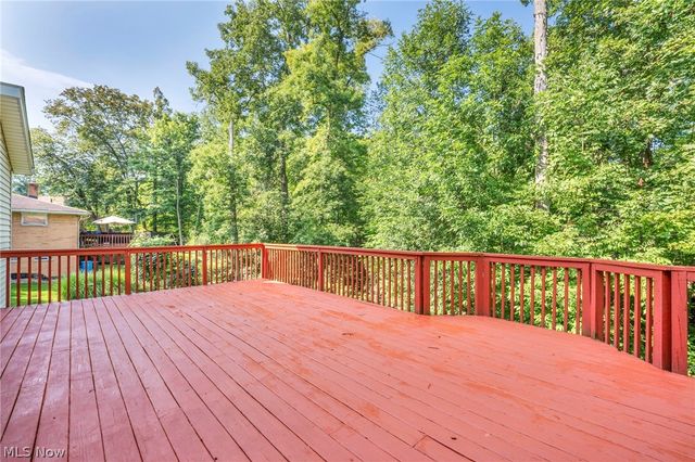 7358 Oakhill Road, Bedford, OH 44146