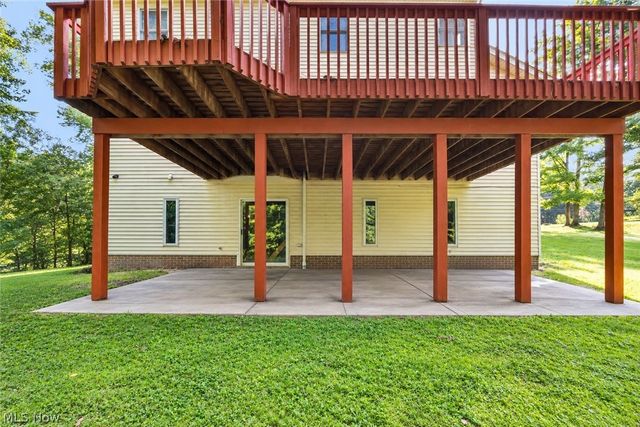 7358 Oakhill Road, Bedford, OH 44146