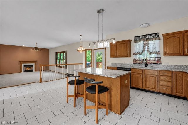 7358 Oakhill Road, Bedford, OH 44146