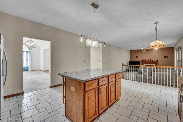 7358 Oakhill Road, Bedford, OH 44146
