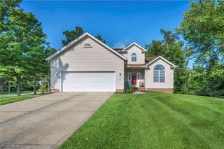 7358 Oakhill Road, Bedford, OH 44146