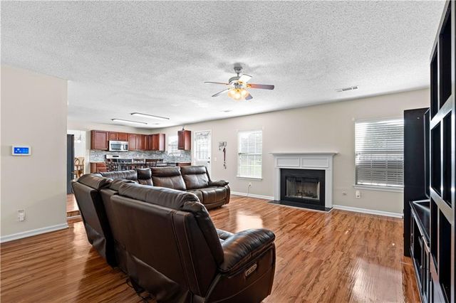 4270 Holliday Road, Atlanta, GA 30349