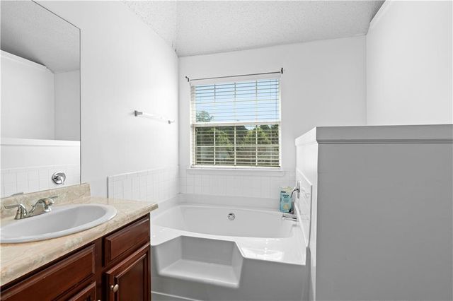 4270 Holliday Road, Atlanta, GA 30349