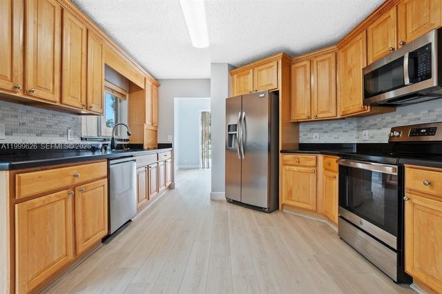 7685 NW 62nd Way way, Parkland, FL 33067