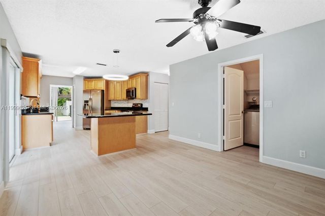 7685 NW 62nd Way way, Parkland, FL 33067